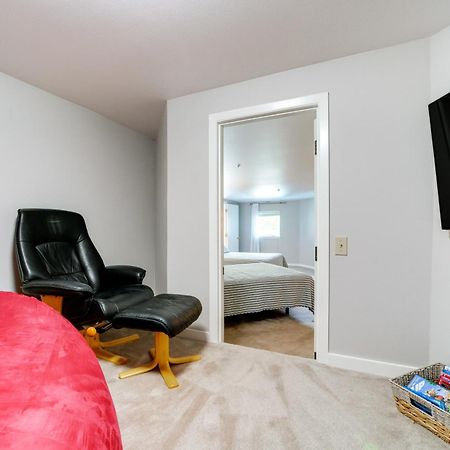 Beautiful Condo With Balcony On Lake Chelan! Exterior photo
